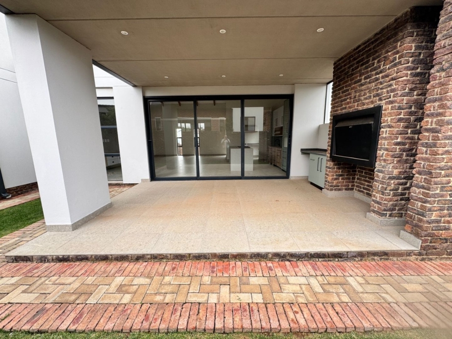 3 Bedroom Property for Sale in Helderzicht Eco Estate North West